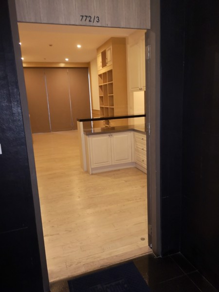 ขายด่วนคอนโด-noble-remix-ทางเชื่อมกับbts-ทองหล่อ-พร้อมอยู่-2-ห้องนอน-2-ห้องน้ำ-9704-sqm-ห้องมุ