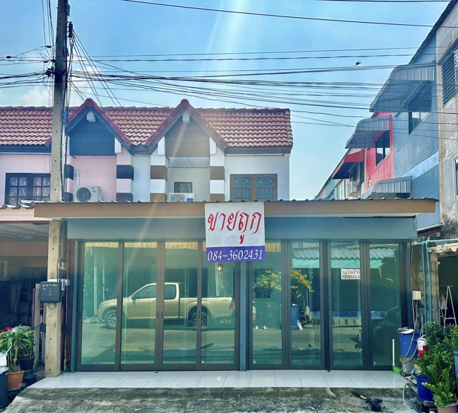 ขายด่วน บ้านไทยธานี (นวนคร)ซ.23 รีโนเวทใหม่