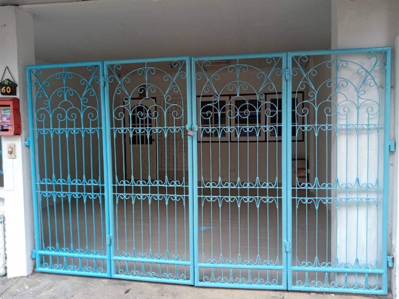 ให้เช่าทาวน์เฮาส์-หมู่บ้านเสนาวิลล่า