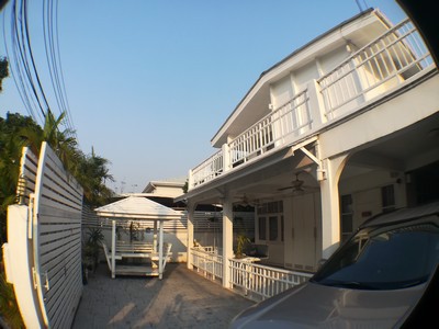 ขายบ้านเดี่ยว-ในซอยปรีดีพนมยงศ์-14-สุขุมวิท71-เนื้อที่-60-ตรวา-พร้อมอยู่