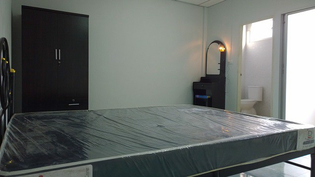 ห้องพัก-ห้องพักให้เช่า-ห้องเช่า-หอพัก-บางบัวทอง-เซนทรัล-เวสต์เกต-หมู่บ้าน-ชรุ่งเรือง6