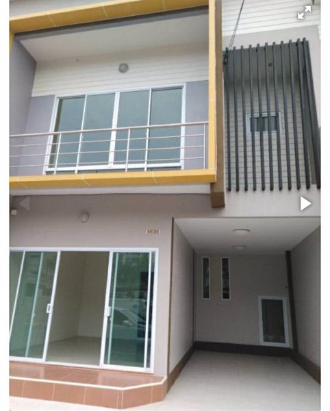 ขายบ้านทาวน์เฮ้าส์ใหม่-หน้า-มขอนแก่น-ซอยศรีฐาน3