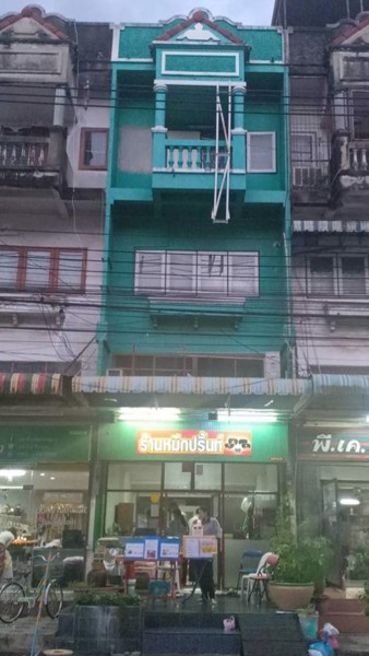 อาคารพาณิชย์-3ชั้นครึ่ง-หมู่บ้านศรีเพชร-ซอยเพชรเกษม106