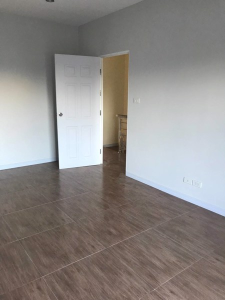 ทาวน์โฮมใหม่-3ห้องนอน-2ห้องน้ำ-ตเบิกไพร-อบ้านโป่ง-จราชบุรี