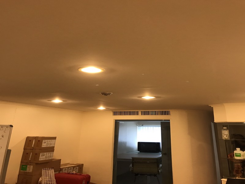 ให้เช่าพื้นที่สำนักงานถนนสีลม-office-for-rent-on-silom-road