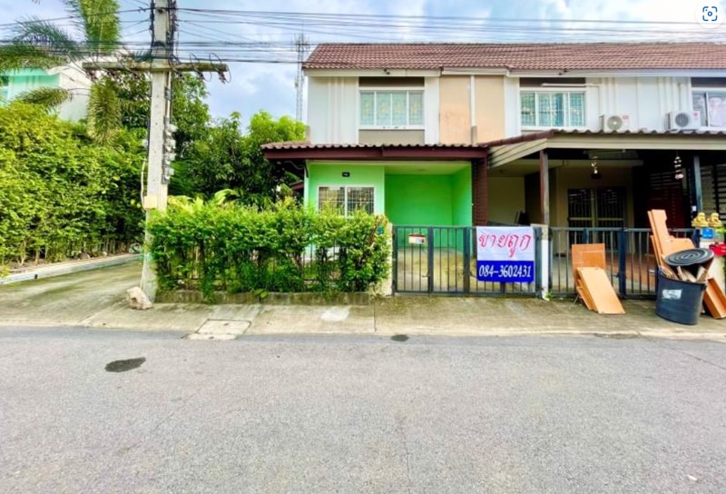 ขายด่วน ขายถูก หมู่บ้านพฤกษา 65/2 ทาวน์เฮาส์ 2 ชั้น หลังมุม
