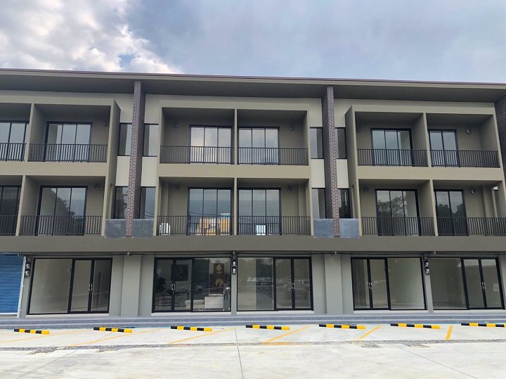 ขายอาคารพาณิชย์-3-ชั้น-หน้าตลาดน้ำบางคูลัด-บางใหญ่-หน้ากว้าง-45-เมตร