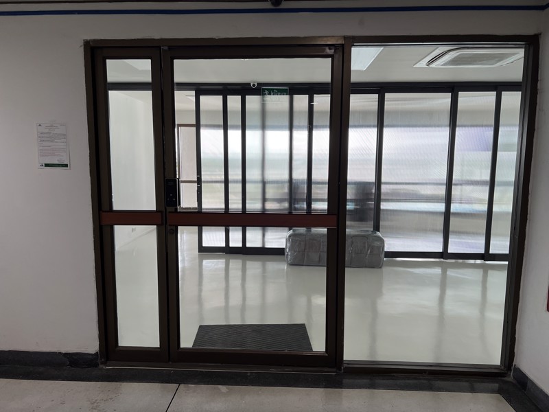 ขายออฟฟิศ-อยู่ในตึก-คอนโด-ฟลอร่าวิลล์-พัฒนาการซอย-51