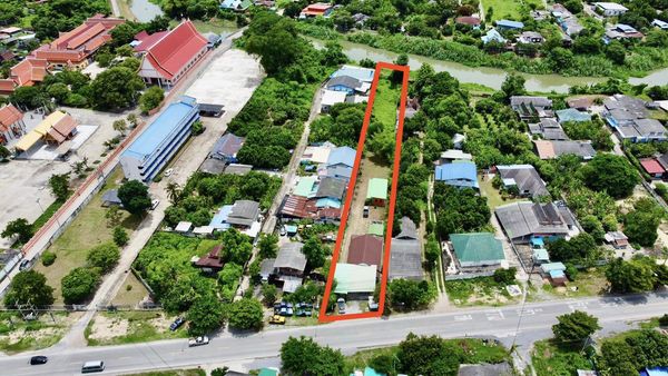 ขาย-ที่ดินติดแม่น้ำ-ในเมืองเพชรบุรี