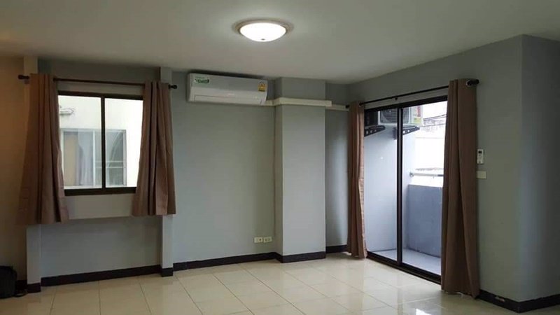 ขาย-คอนโด-บ้านตรีวิทย์-สุคนธสวัสดิ์16-2นอน-2น้ำ-71-32ตรม-ใกล้ถนนใหญ่เพียง-50เมตร-แหล่งชุมชน-ตลาดลา