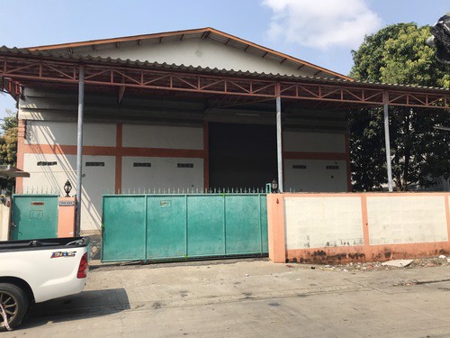 ขาย-ให้เช่าโรงงาน-โรงงานมีรั้วรอบขอบชิด-ตั้งอยู่ทางทิศตะวันตกเฉียงใต้ของกรุงเทพ-ขนาดอาคาร-กว้าง-16