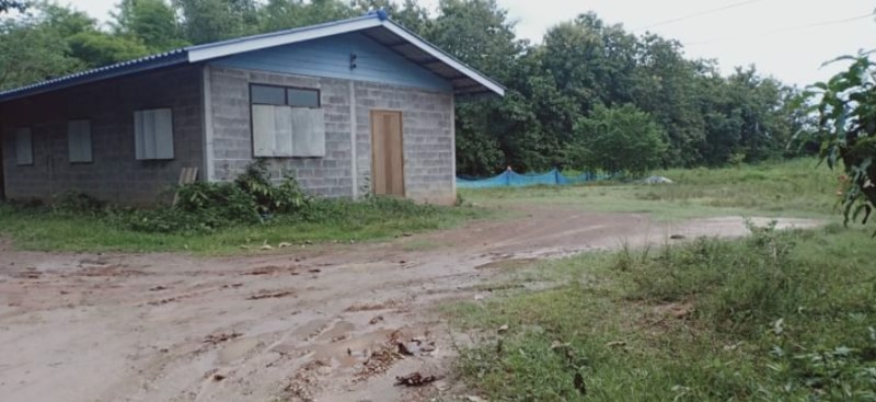 ขายบ้านพร้อมที่ดิน11ไร่-5ตรว-แบ่งขาย-2ไร่-ราคา990000บาท