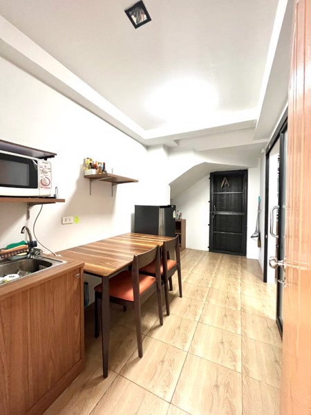 ให้เช่า-หอพักพหลโยธิน-43-เพียง-6000-บาท-เดือน-ติดแนวรถไฟฟ้า-bts-เดินทางสะดวกสบาย