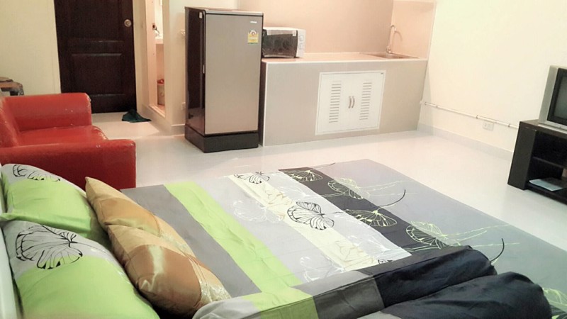 ห้องพักใหม่ป๊อปปูล่าคอนโดเมืองทองราคาถูกรายวันรายเดือน