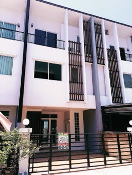 ขาย-ทาวน์โฮม-วิสดอม-กรีนทาวน์-1-เพชรเกษม-48-wisdom-greentown-1-ขนาด-247-ตรว-พื้นที่-22845-ตรม