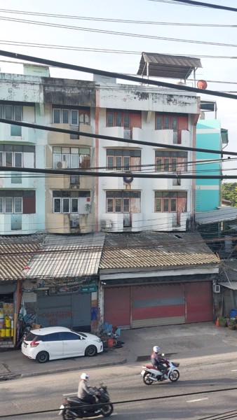 ขายอาคารพาณิชย์-4-ชั้นพร้อม-1ชั้นลอย-และมีดาดฟ้า-2คูหา