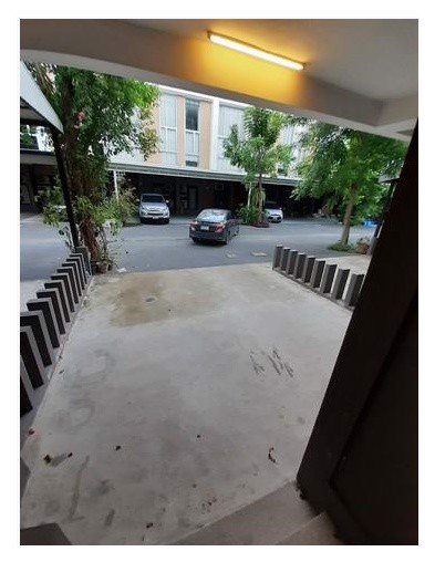 ให้เช่าทาวน์โฮม-3-ชั้นครึ่ง-21-ตารางวา-3-ห้องนอน-รามอินทรา-ไซมิส-บลอสซั่ม-แอท-แฟชั่น