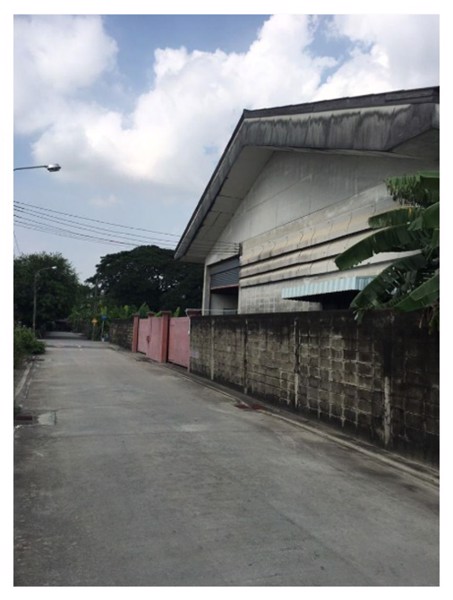 ให้เช่าอาคารโรงงานพร้อมที่ดิน-415-ตารางวา-ซอยกรุงเทพกรีฑา-ใกล้โลตัสกรุงเทพกรีฑา-120000-บาท