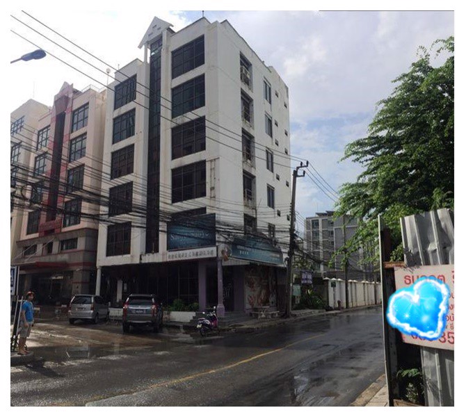 ให้เช่าอาคารสำนักงานโชว์รูม6ชั้น-โครงการอโยธยาซิตี้-864-ตารางเมตร-ซอยรัชดา18-เขตห้วยขวาง-2000