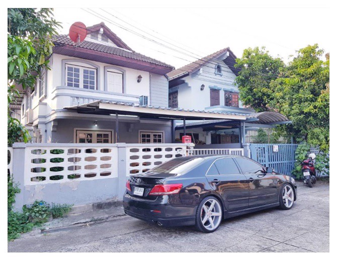 ให้เช่าบ้านแฝด-2-ชั้น-36-ตารางวา-3-ห้องนอน-โครงการโกลเด้นเพลส-วัชรพล-ใกล้ห้าแยกวัชรพล-12000