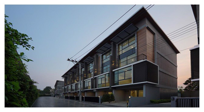 ให้เช่าทาวน์โฮม-4-ชั้น-3-ห้องนอน-240ตารางเมตร-โครงการลอฟท์-เลนด์-ลาซาล-ริมถนนลาซาล