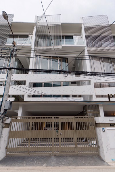 ขายทาวน์โฮมหรู 4 ชั้น ลักซ์ 35 รัชดา-ลาดพร้าว