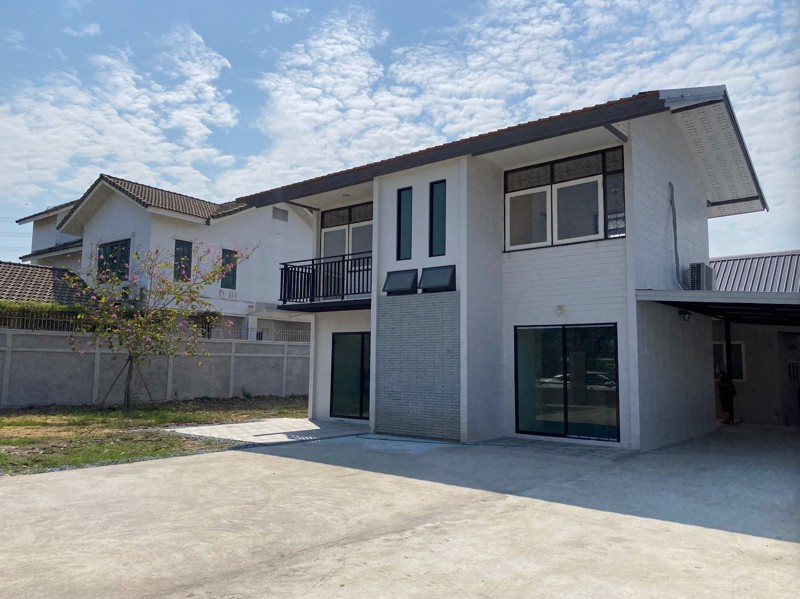 ขาย-เช่า-บ้านเดี่ยวตกแต่งใหม่-เนื้อที่-159-ตารางวา-หมู่บ้านประชานิเวศน์-2-เดินทางสะดวก