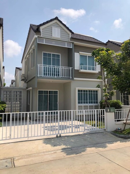 ให้เช่าทาวน์โฮม-เดอะวิลเลจ-the-village3-ทาวน์โฮมสไตล์บ้านเดี่ยว-ใกล้-mega-บางนา