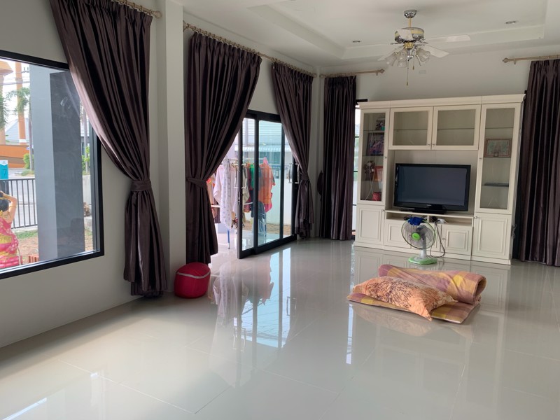 ขายบ้านเดี่ยว-92-ตรวแปลงมุม-ทำเลค้าขายได้-3-นอน-2-น้ำ-ในโครงการอยู่สบาย-11-หัวทะเล