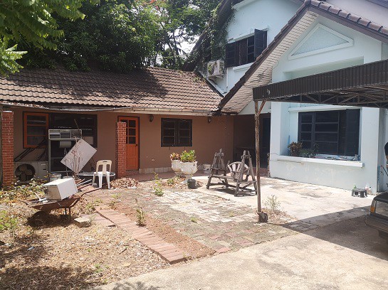 ขายบ้านเดี่ยวริมน้ำ-หมู่บ้านเมืองเอก-ใกล้รถไฟฟ้า-ม-รังสิต-สนามบินดอนเมือง-ห้างฟิวเจอร์ปาร์ค