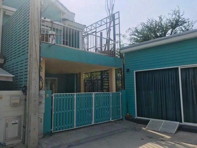 ให้เช่า-ทาวน์เฮ้าส์-หมู่บ้าน-อินดี้-กม-7-ใกล้เมกาบางนา-2-ชั้น-2นอน-3น้ำ-แอร์2-ตัว-1ที่จอดรถ250