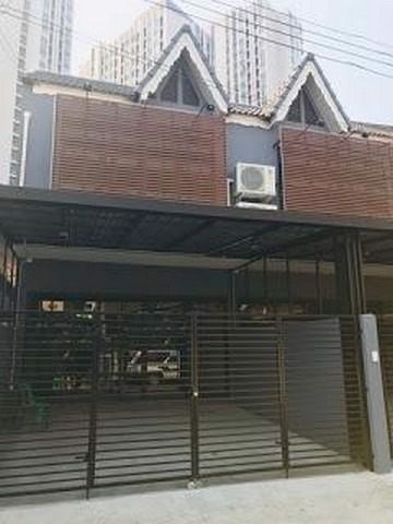 ให้เช่าทาวน์โฮม-2ชั้น-ซอยประชาอุทิศ12-ใกล้สำนักงานเขตห้วยขวาง-2-นอน-3น้ำ-1-โถงใหญ่-28000ต่อเดือ