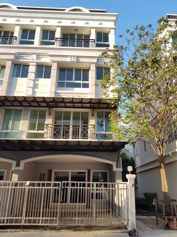 ให้เช่าทาวโฮม-4-ชั้น-แกรนด์-เดอ-วิลล์-ศรีนครินทร์-245-ตรม-4-ห้องนอน-6-ห้องน้ำ-35000-ต่อเดือน