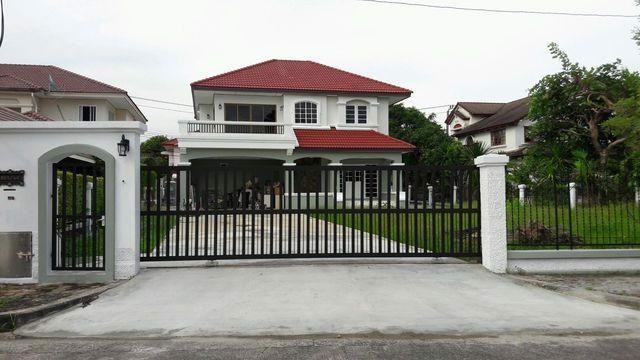 ให้เช่าบ้านเดี่ยว-2ชั้น-โครงการมัณฑนา-ศรีนครินทร์-บางนา-เนื้อที่-185-ตรว-4นอน-3น้ำ-70000-บาทต่อเ