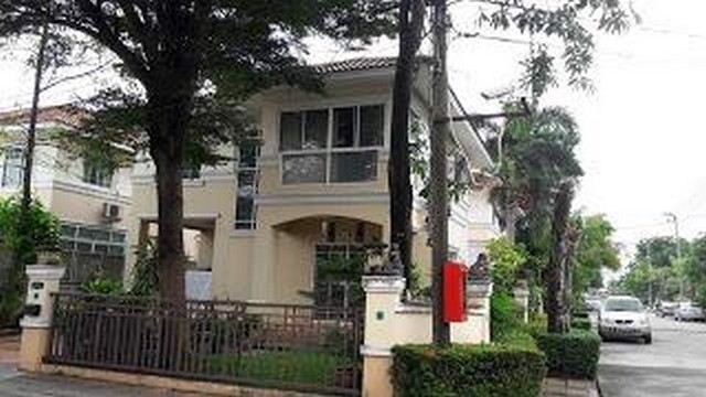 ให้เช่าบ้านเดี่ยว-2ชั้น-หมู่บ้านนลินวิลล์-4-หลังมุม-ซอย-เคหะร่มเกล้า-82-พื้นที่-52-ตรว-3นอน-2-น้ำ