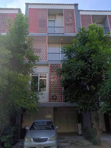 ให้เช่าทาวน์โฮม-3-ชั้นครึ่ง-ไซมิส-บลอสซั่ม-แอท-แฟชั่น-รามอินทราใกล้แฟชั่นไอแลนด์เนื้อที่-23-ตรว