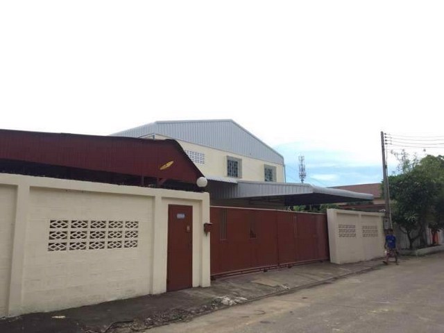 โกดังโรงงาน-196ตรว-675ตรม-ย่านกระทุ่มแบน-15มx25ม-ห้องพัก-7-ห้อง-ให้เช่า-60000ต่อเดือน