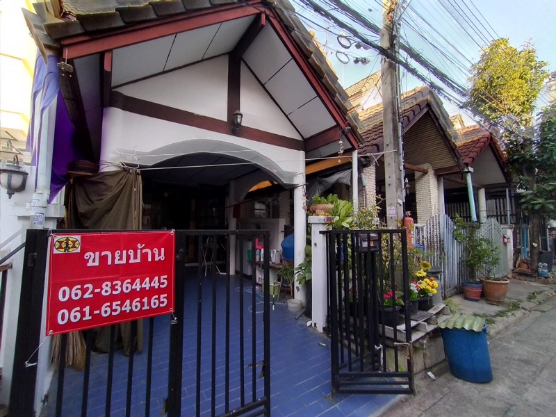 ขายทาวน์เฮ้าส์มร่มรื่นtel094-045-7914064-974-1695