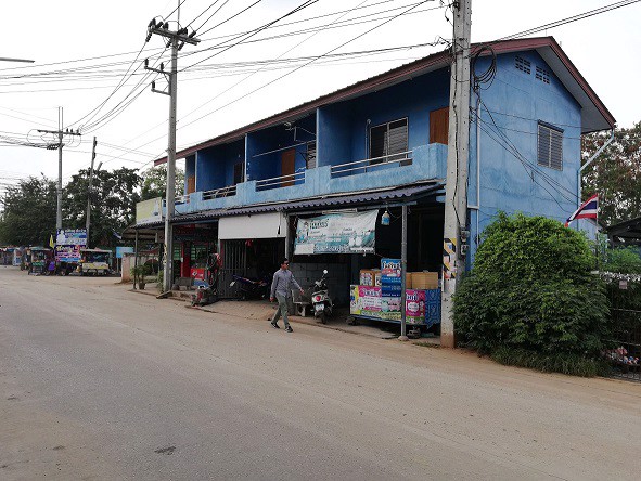 ขายห้องแถว4-ห้อง-อกระทุ่มแบน-tel092-426-5282