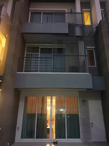 ae0094-ให้เช่า-ทาวน์โฮม-3-ชั้น-ทาวน์-อเวนิว-พระราม-9-พร้อมเฟอร์แอร์-3-ห้องนอน-​3-ห้อง​น้ำ​