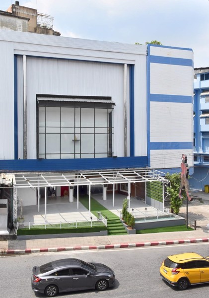 ให้เช่า-rent-租-อาคารพาณิชย์-4คูหา-6ชั้น-ทำเลดี-ย่านสุขุมวิท-บางนา