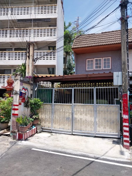 ขาย เทาว์เฮ้าว์ จังหวัด นนทบุรี