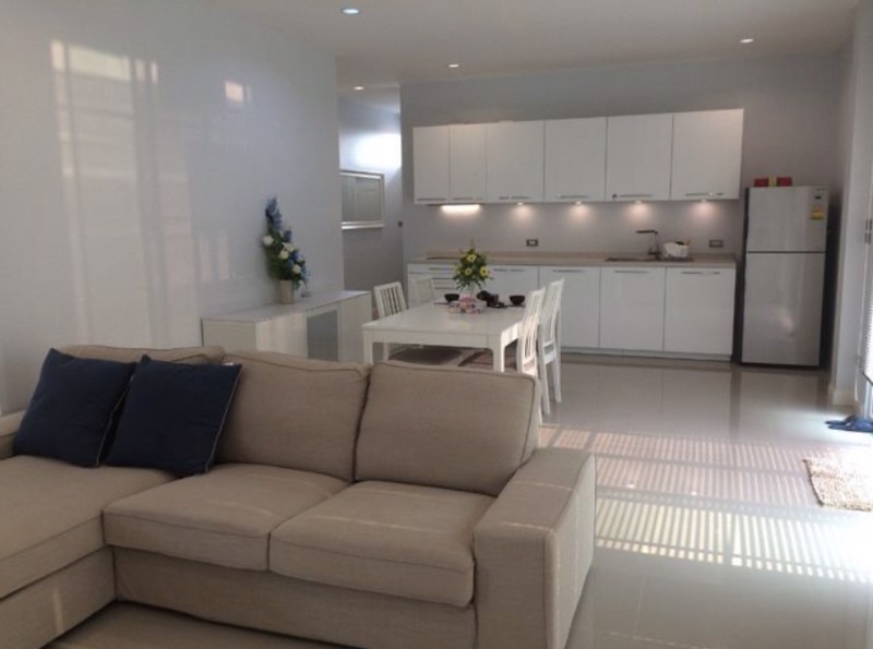 ขายบ้านเดี่ยวชั้นเดียวพร้อมสระว่ายนำ้ส่วนตัว-พูลวิลล่า