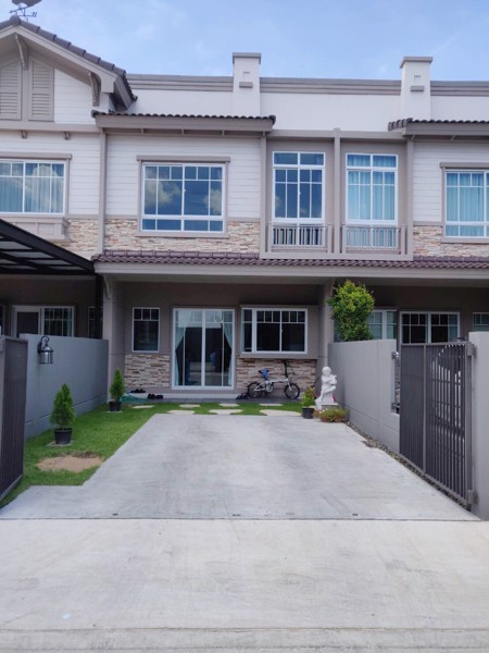 ขายบ้านทาวน์โฮม-อินดี้-indy-ศรีนครินทร์-ร่มเกล้า-ใกล้สนามบินสุวรรณภูมิ-และ-airport-link-ลาดกระบัง