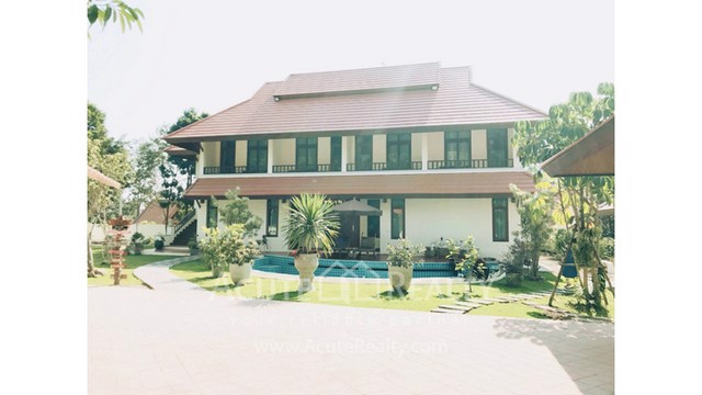 ขายธรุกิจรีสอร์ท-อหางดง-จเชียงใหม่-ขนาด-358-ตรว-บ้านพัก-4-หลัง-ห้องพัก-10-ห้อง-พร้อมสระว่ายน้ำ