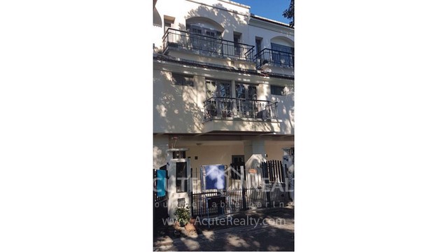 ขายทาวน์โฮม-หมู่บ้านปาล์มสปริง-จเชียงใหม่-ขนาด-2610-ตรว-3-ชั้น-4-นอน-3-น้ำ-ใกล้สนามบิน