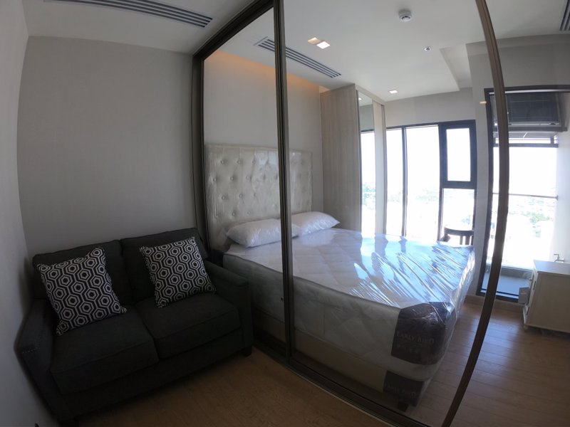 ให้เช่าคอนโดสูง-ติดกับห้างเซนทรัล-ชลบุรี