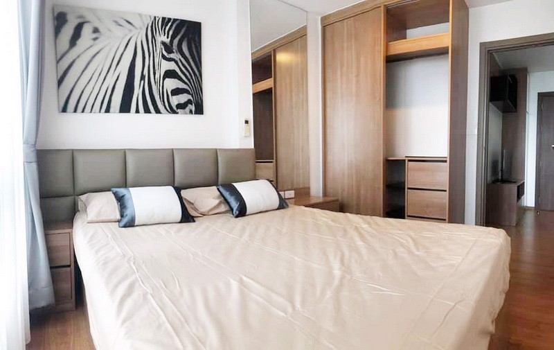 คอนโด-ให้เช่าคอนโด-the-base-sukhumvit-77-เดอะ-เบส-สุขุมวิท-77-วิวสระน้ำ-31-ตรม-b101350