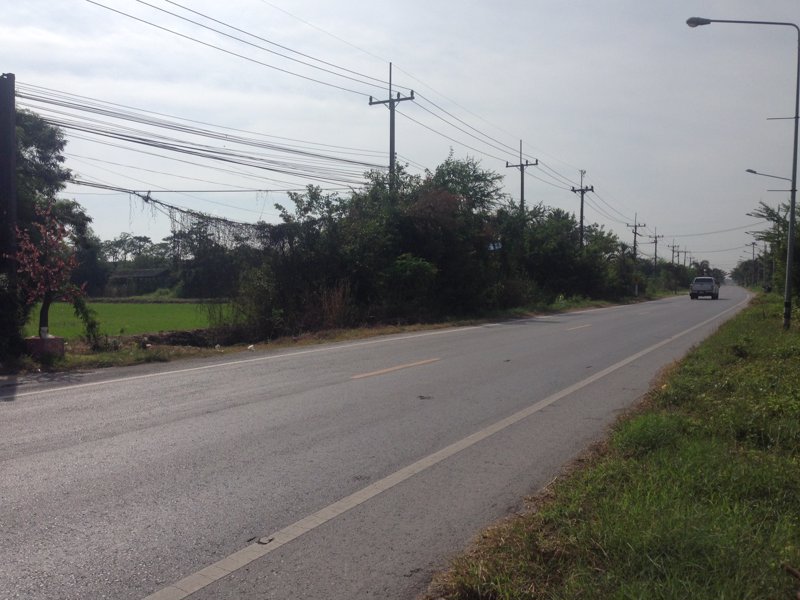ขายที่ดิน-42-ไร่-ติดถนนเลียบคลองแปด-อลำลูกกา-จปทุมธานี