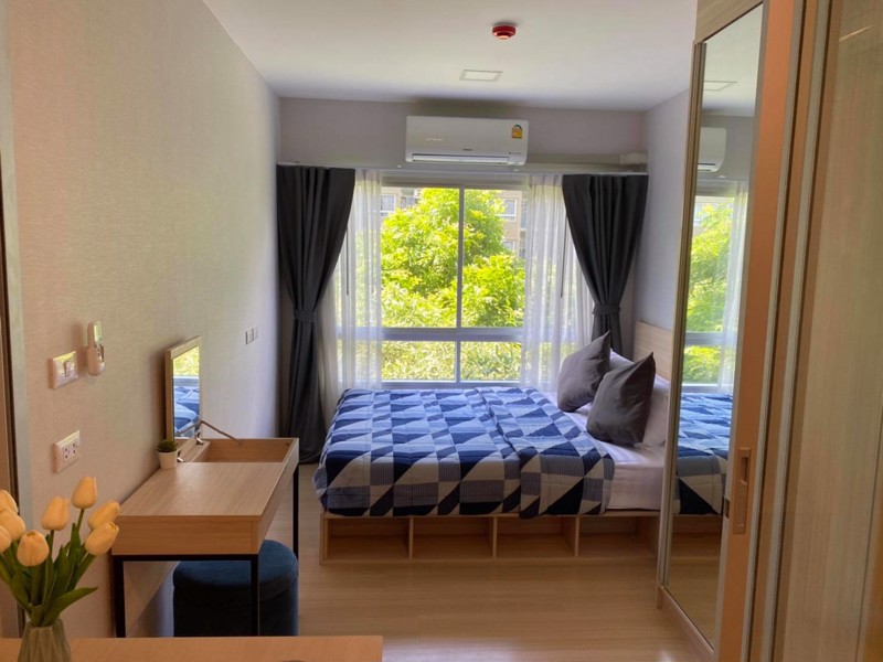 ให้เช่าพลัมคอนโดรังสิต-อไลฟ์-เฟส-1-วิวสระ-ชั้น-3-เฟอร์ครบ-9000-รวมส่วนกลาง